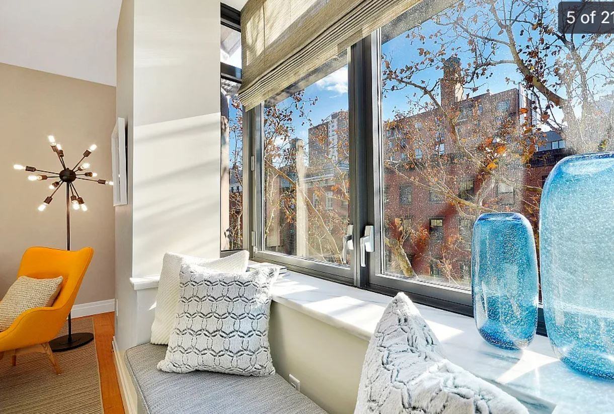 455 W 20Th St - Photo 5 of 7