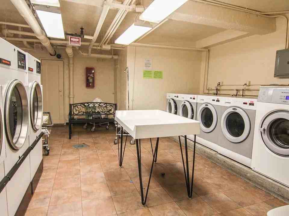 8810 34Th Ave - Photo 7 of 7