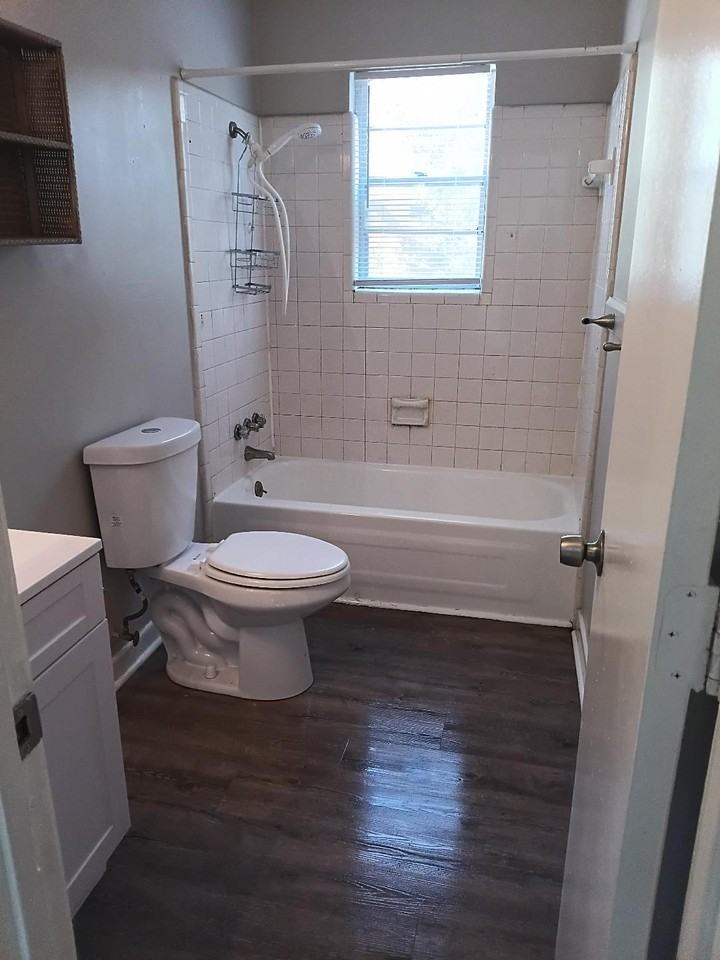 111 Christa Dr - Photo 7 of 7