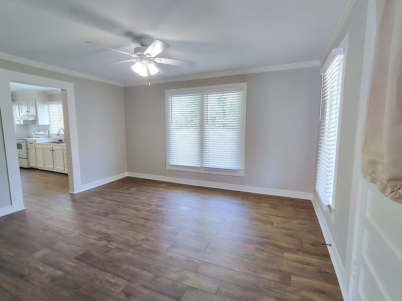 65 Rock Hill Rd - Photo 4 of 23