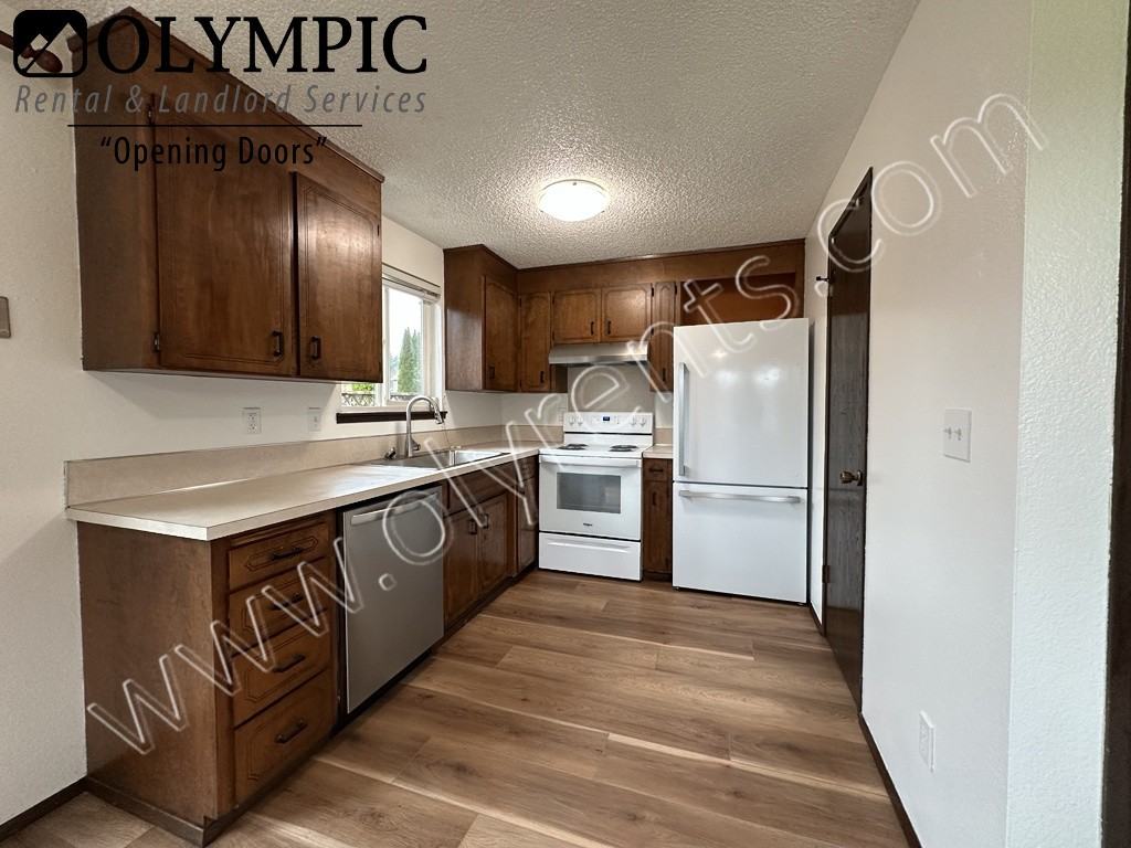 2820 Wilderness Dr Se - Photo 6 of 18