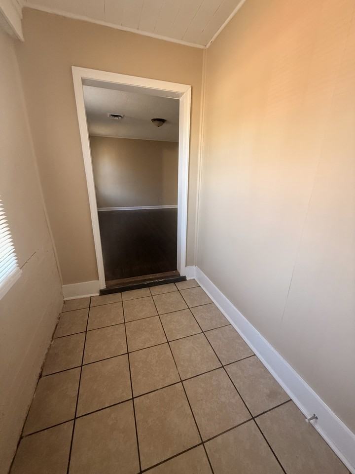 1489 Titus Rd - Photo 3 of 18