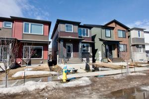 featured image of 2232 Muckleplum Cres Sw