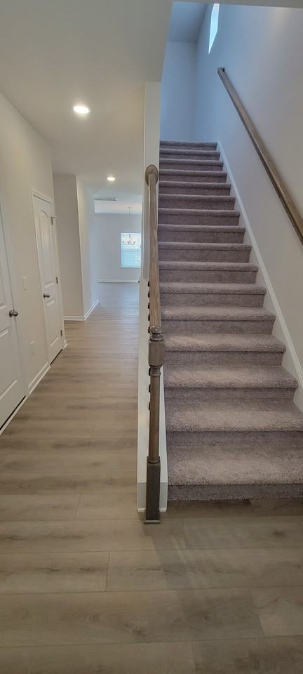 108 Commons Cir - Photo 3 of 43