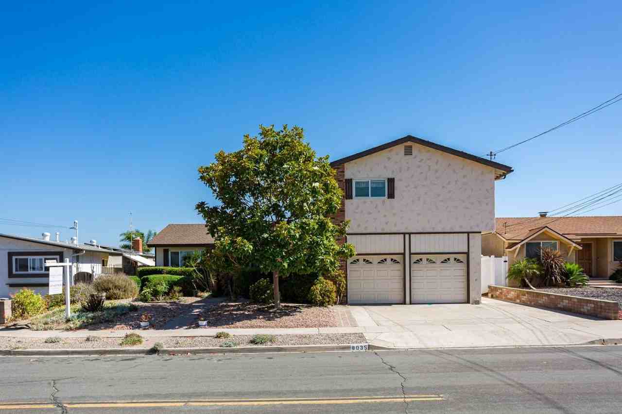 8035 Alida St - Photo 3 of 38