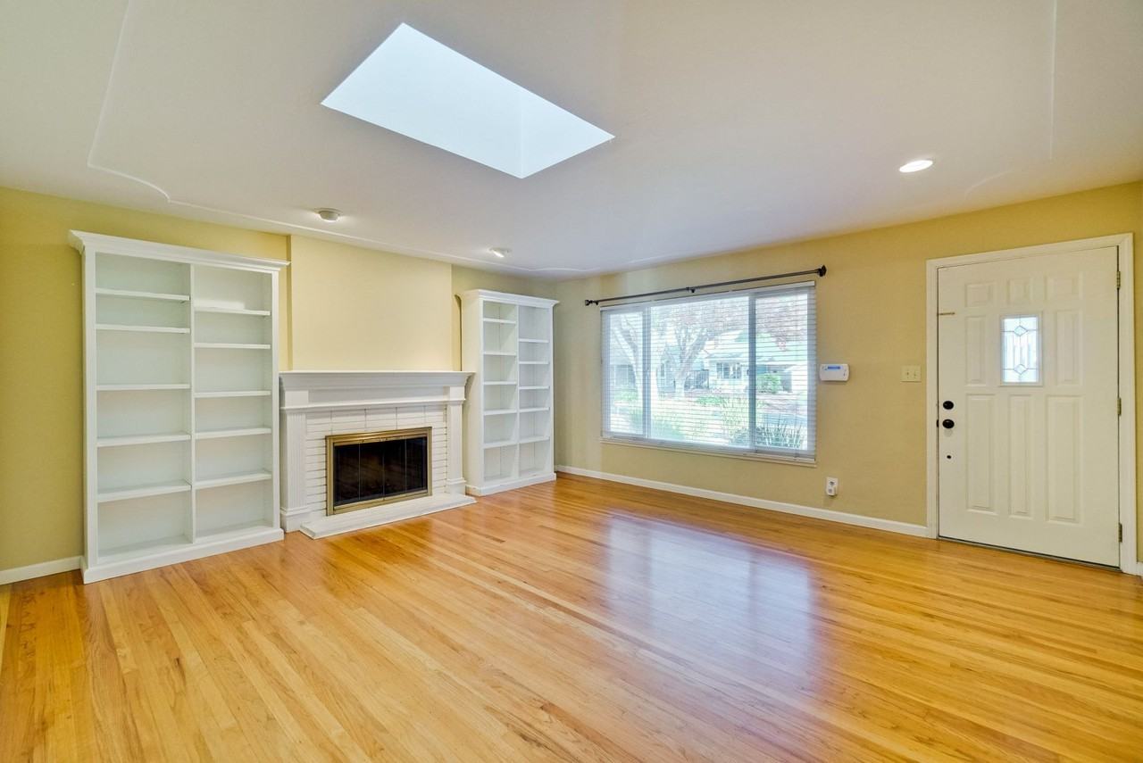 4944 Augusta Way - Photo 5 of 27