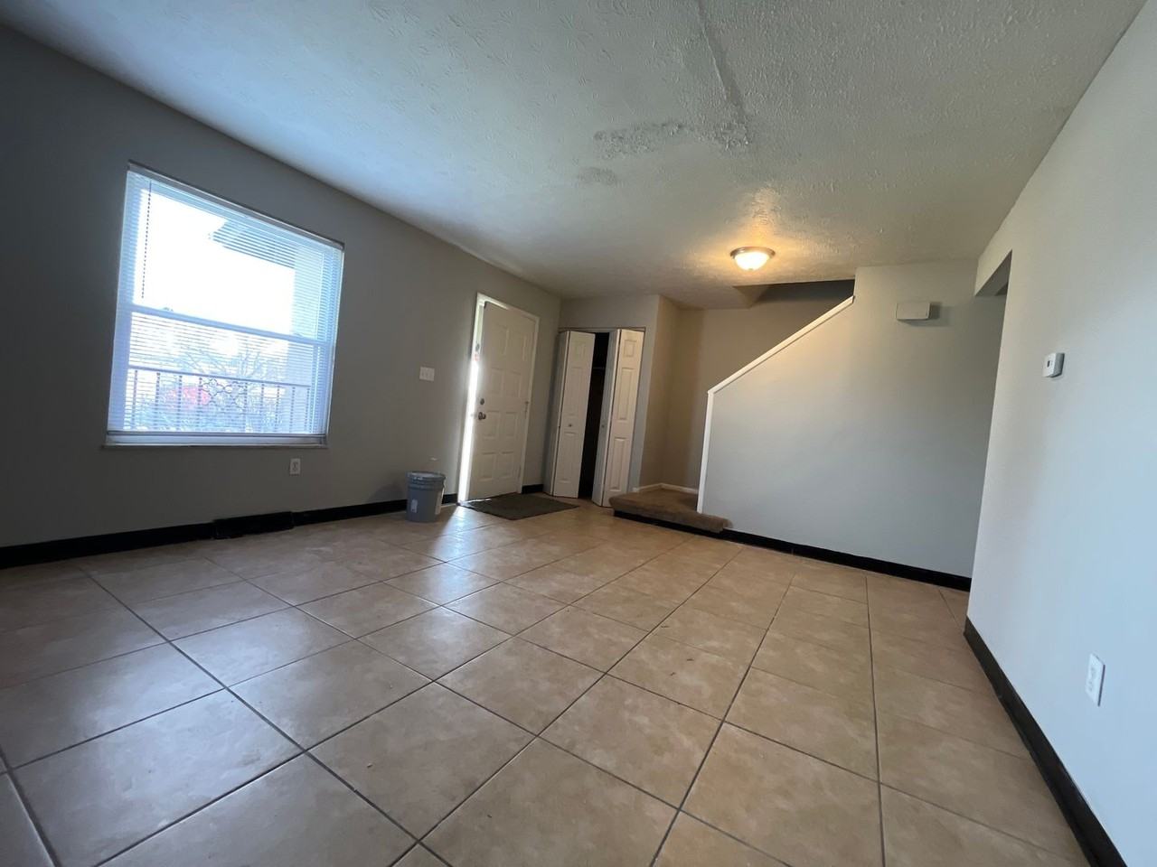 1851 Lake Club Dr - Photo 3 of 27