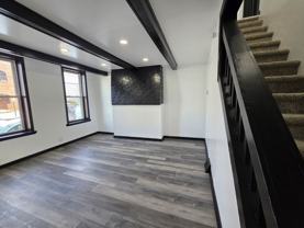 2708 Cobden St - Photo 1 of 1