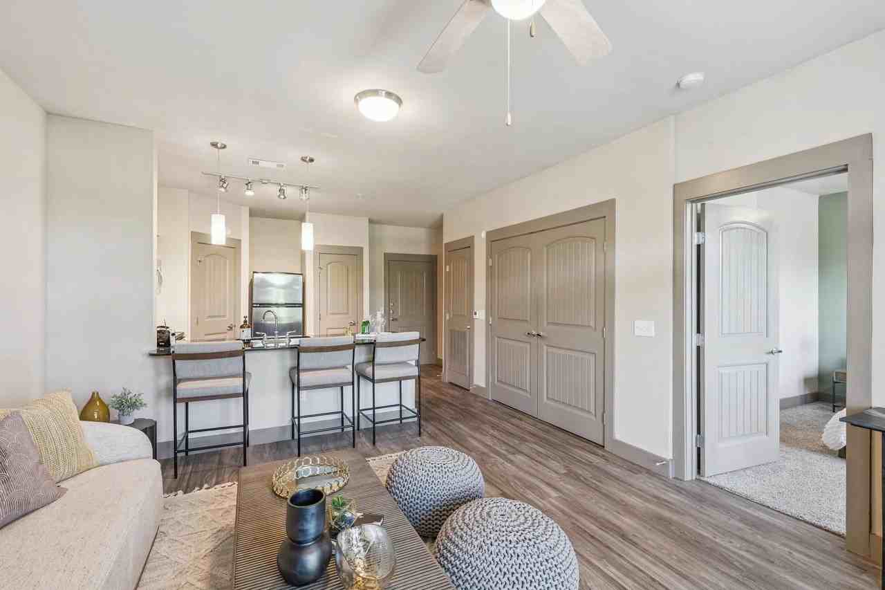 The Edge at Midtown - Photo 5 of 29