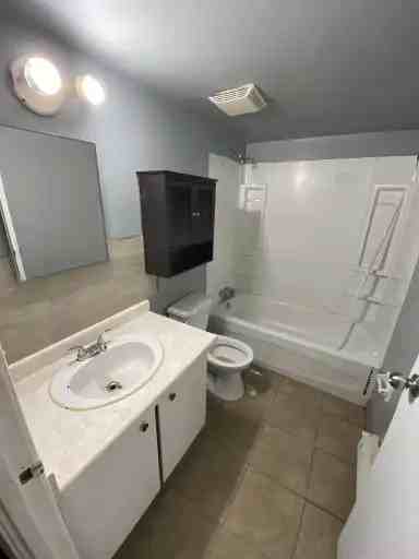 69 Permilla St - Photo 3 of 8