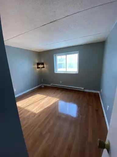 69 Permilla St - Photo 4 of 8