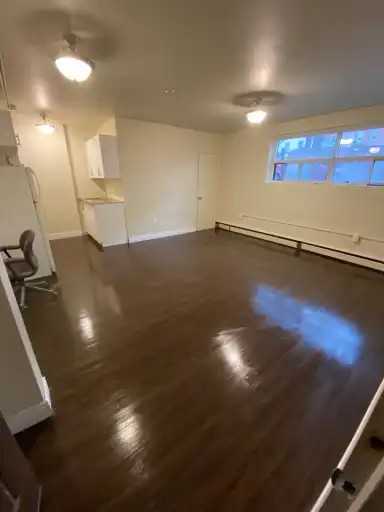 19 Tasker St - Photo 2 of 6