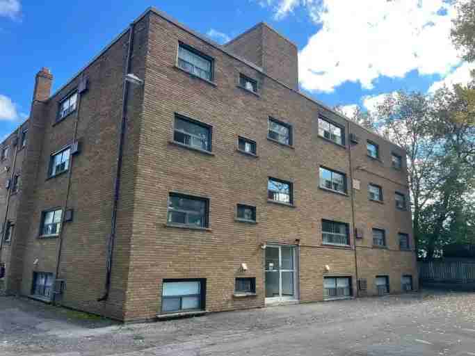 19 Tasker St - Photo 5 of 6