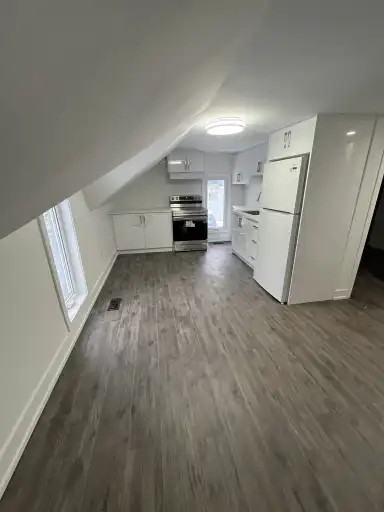 171 King St - Photo 3 of 9