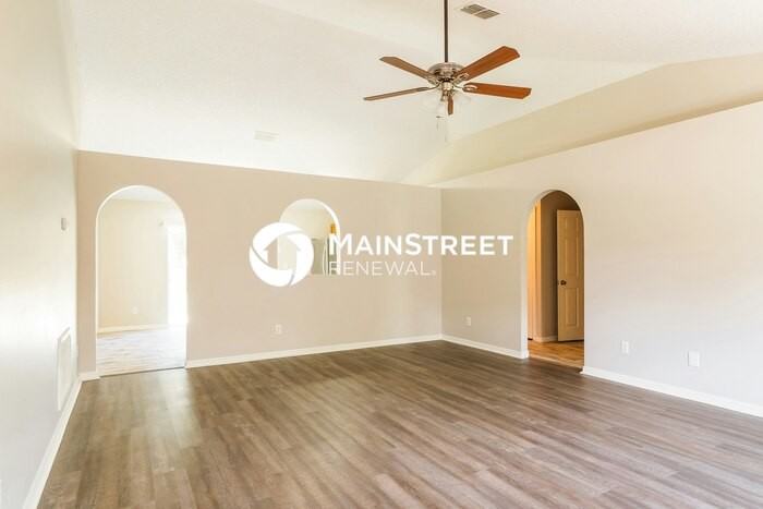 615 Nw North Macedo Blvd - Photo 5 of 16