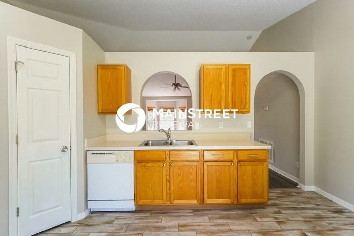 615 Nw North Macedo Blvd - Photo 7 of 16