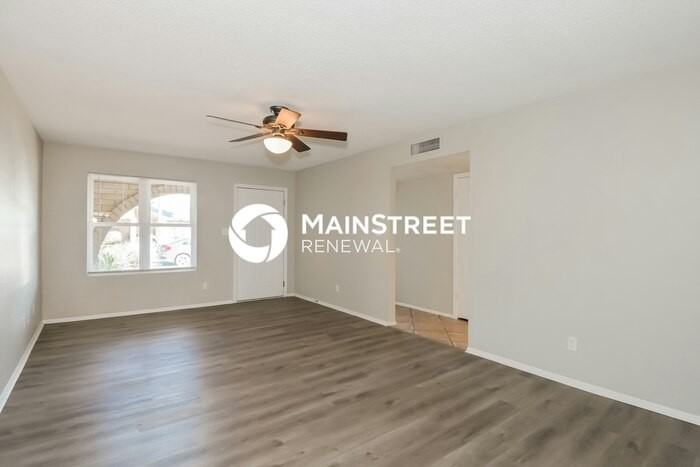 2255 E Gable Ave - Photo 3 of 16