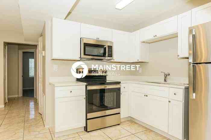 2225 W Dana Dr - Photo 5 of 16