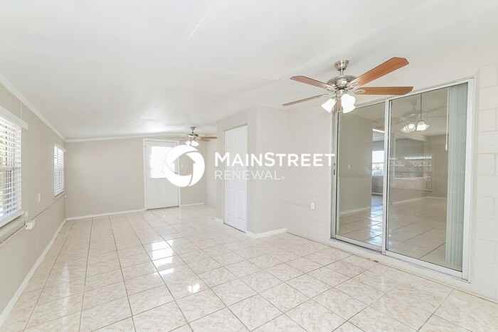 6645 Gunnell Ct - Photo 4 of 15