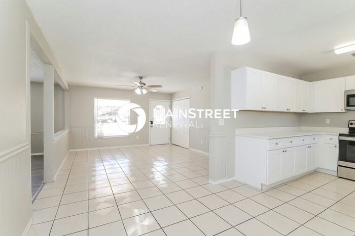 6645 Gunnell Ct - Photo 5 of 15