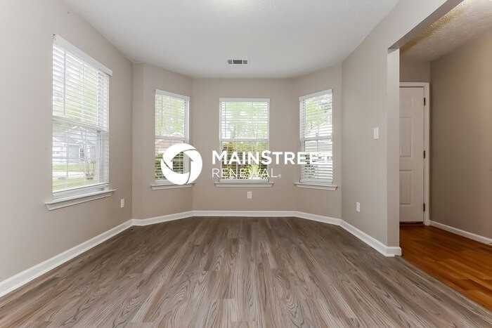 4588 Latchwood Dr - Photo 6 of 17