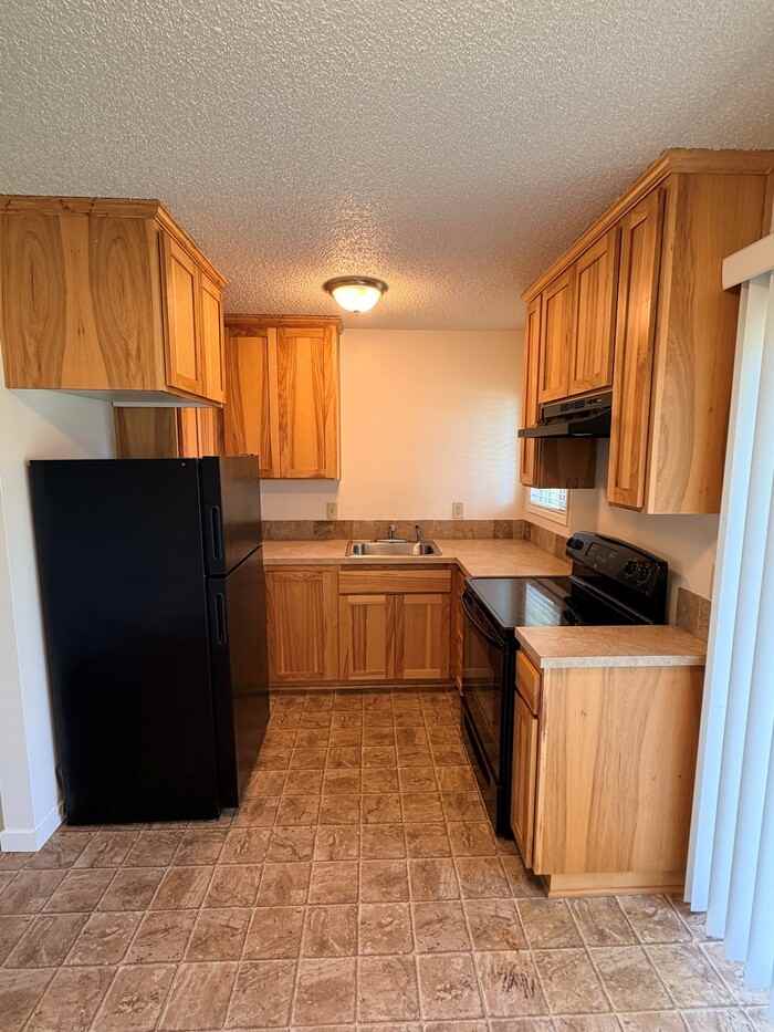 23317 Sw Main St #3 - Photo 2 of 11