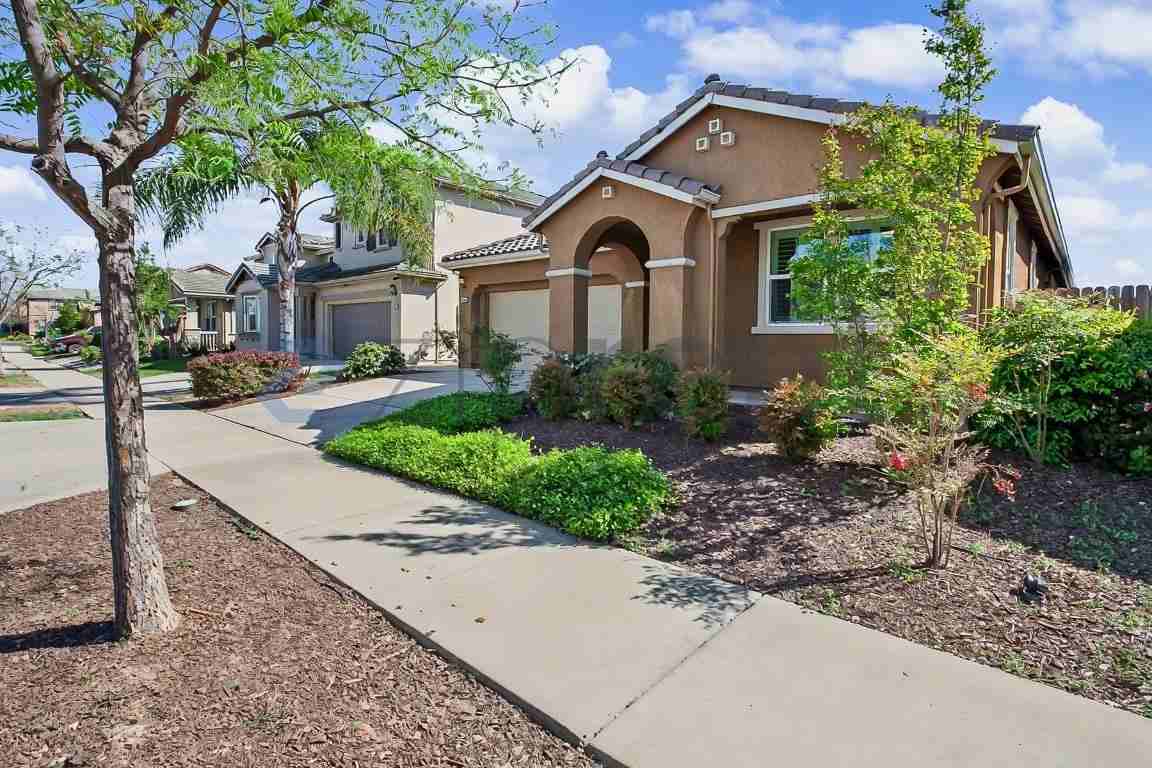 3730 Iskenderun Ave - Photo 4 of 47