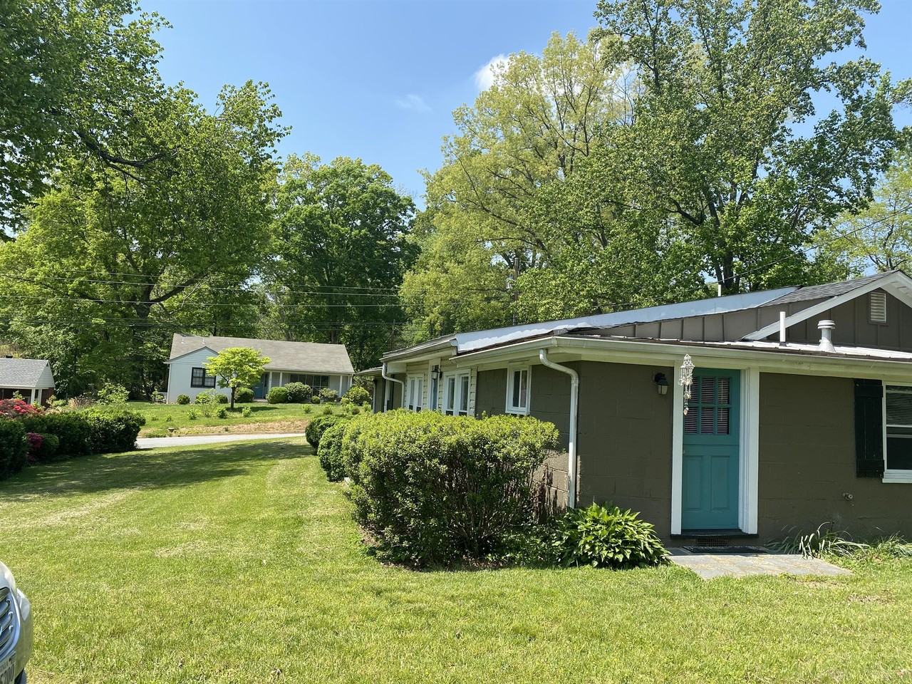 Wellford St - Photo 2 of 19