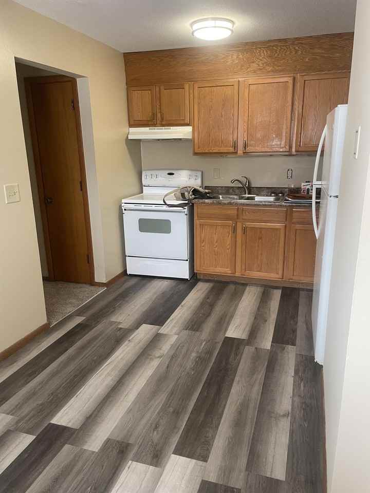 464 Pullman Avenue - Photo 4 of 7