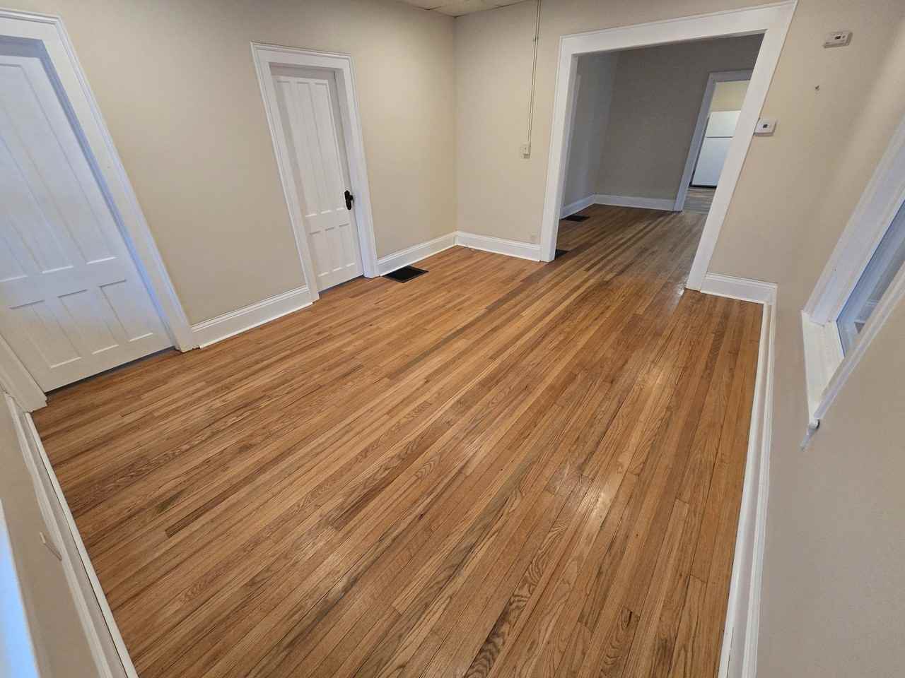 804 E Division St #1 - Photo 3 of 24