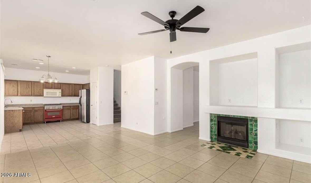 11625 W Monroe St - Photo 4 of 29