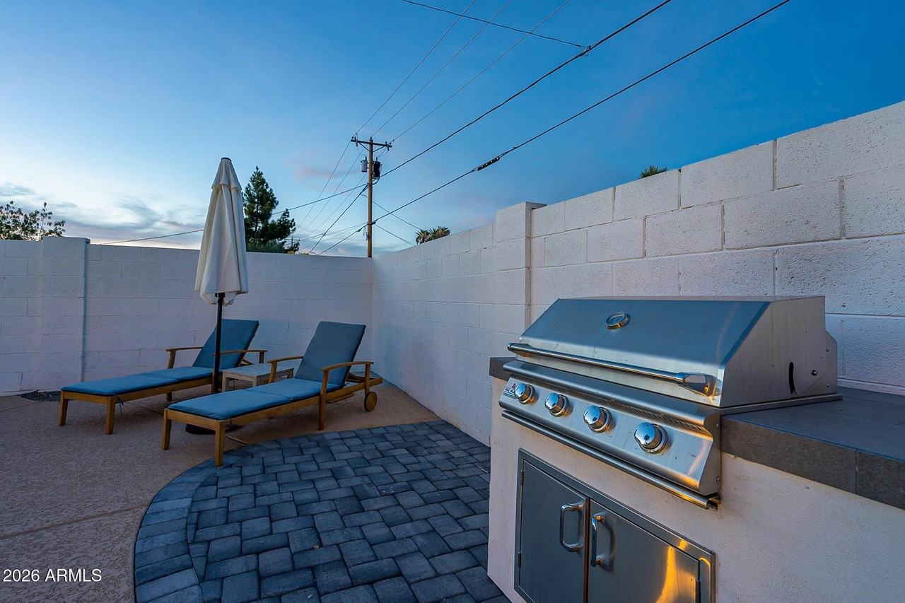 2617 N 81st Way - Photo 6 of 32