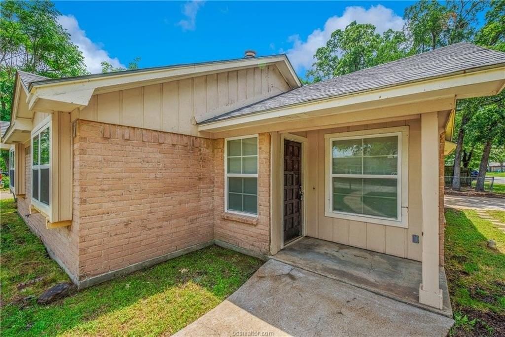 3100 Heatherwood Dr - Photo 3 of 19