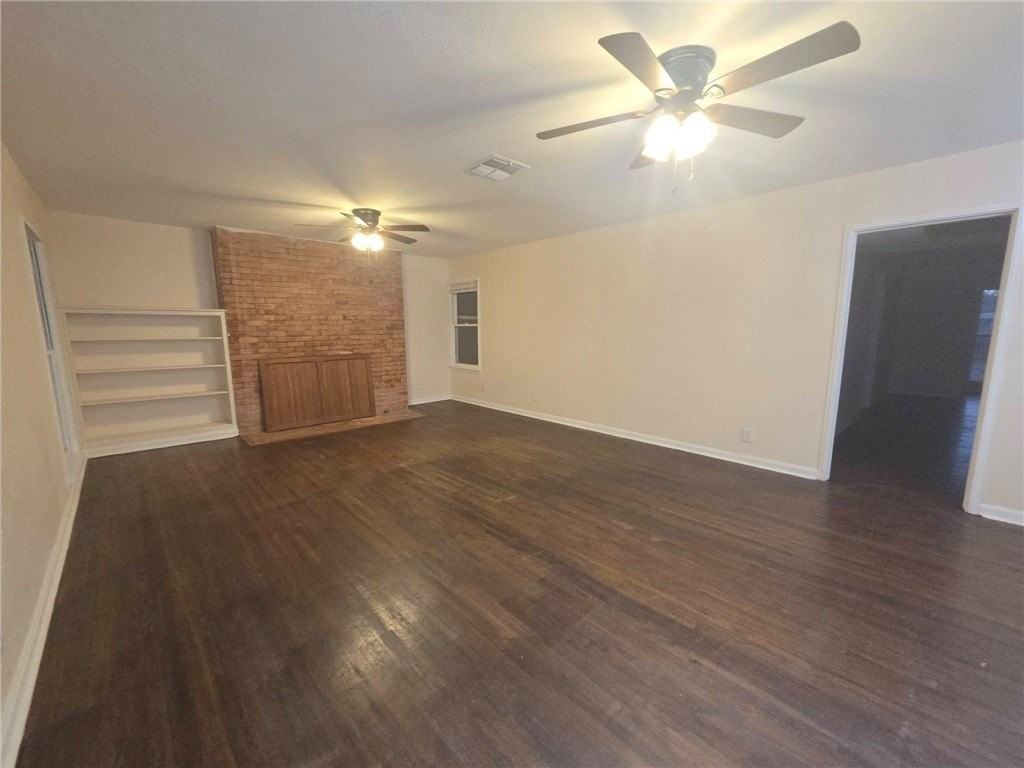 1204 W Lee Ave - Photo 3 of 28