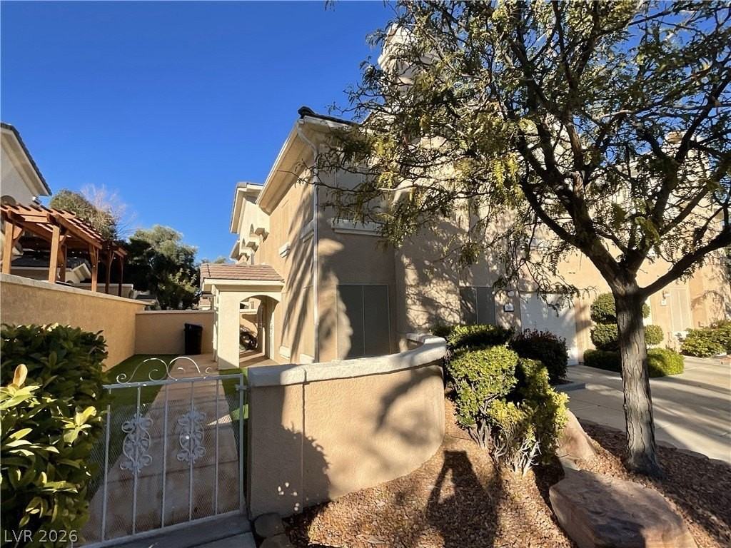 509 Amber Sunset St - Photo 2 of 31