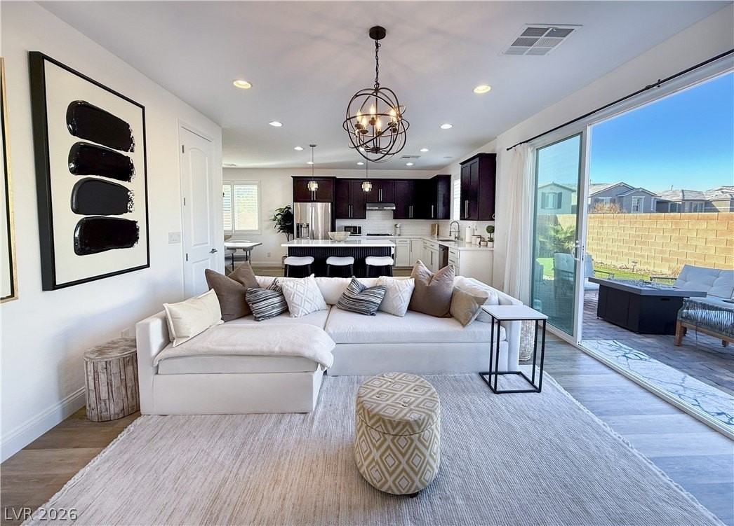 9478 Isla Lee Ave - Photo 3 of 19