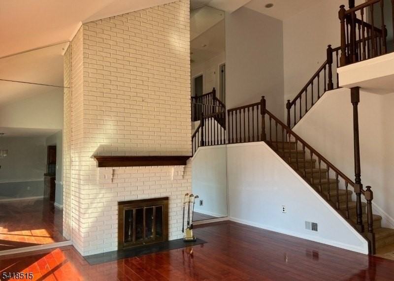 64 Goldfinch Dr - Photo 4 of 36