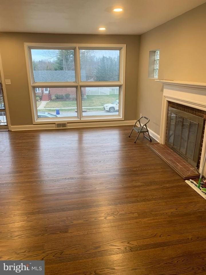 28 Othoridge Rd - Photo 3 of 12