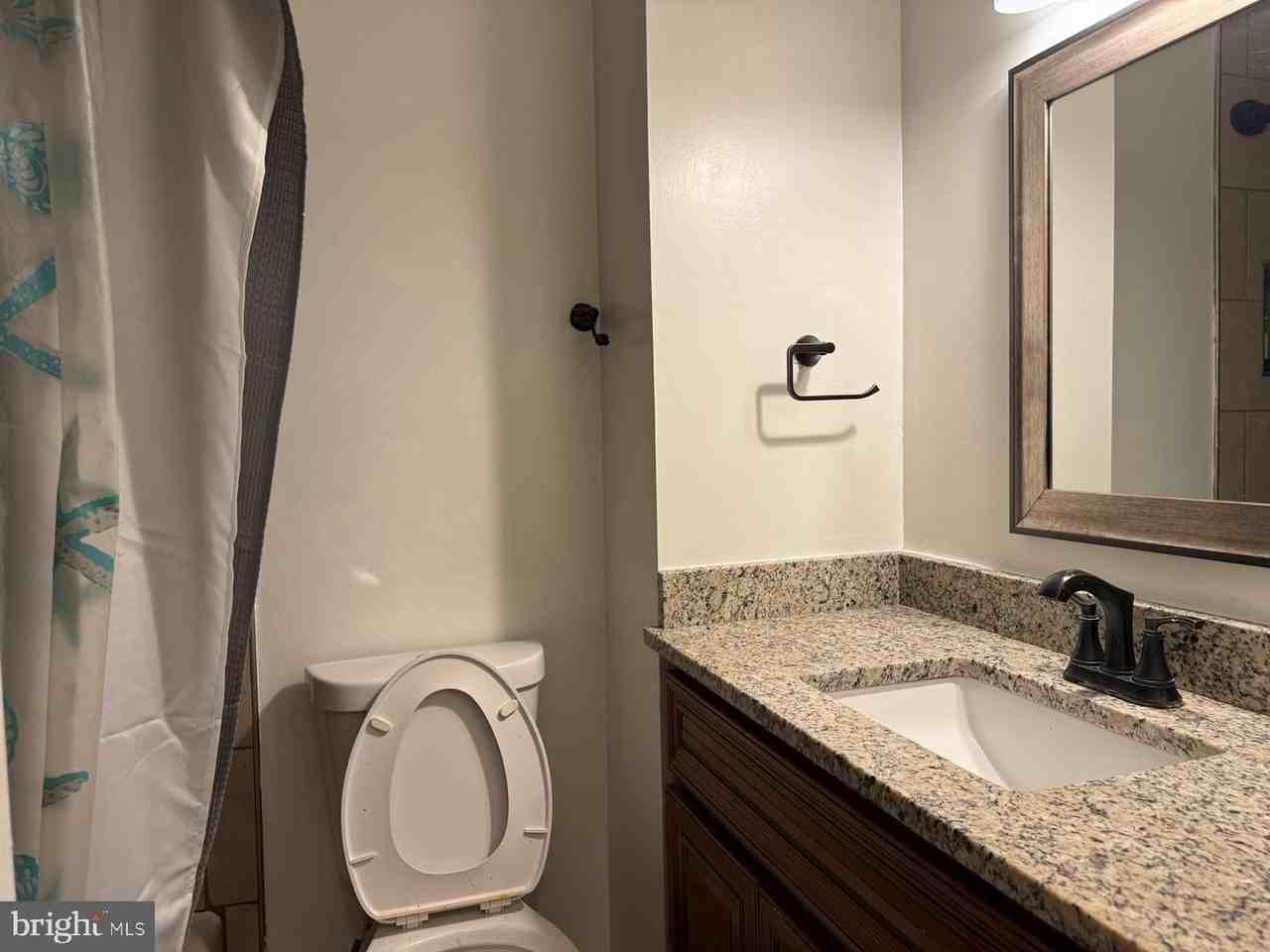 4402 Sellman Rd - Photo 4 of 42