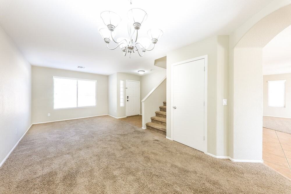 2319 W Running Deer Trl - Photo 5 of 17