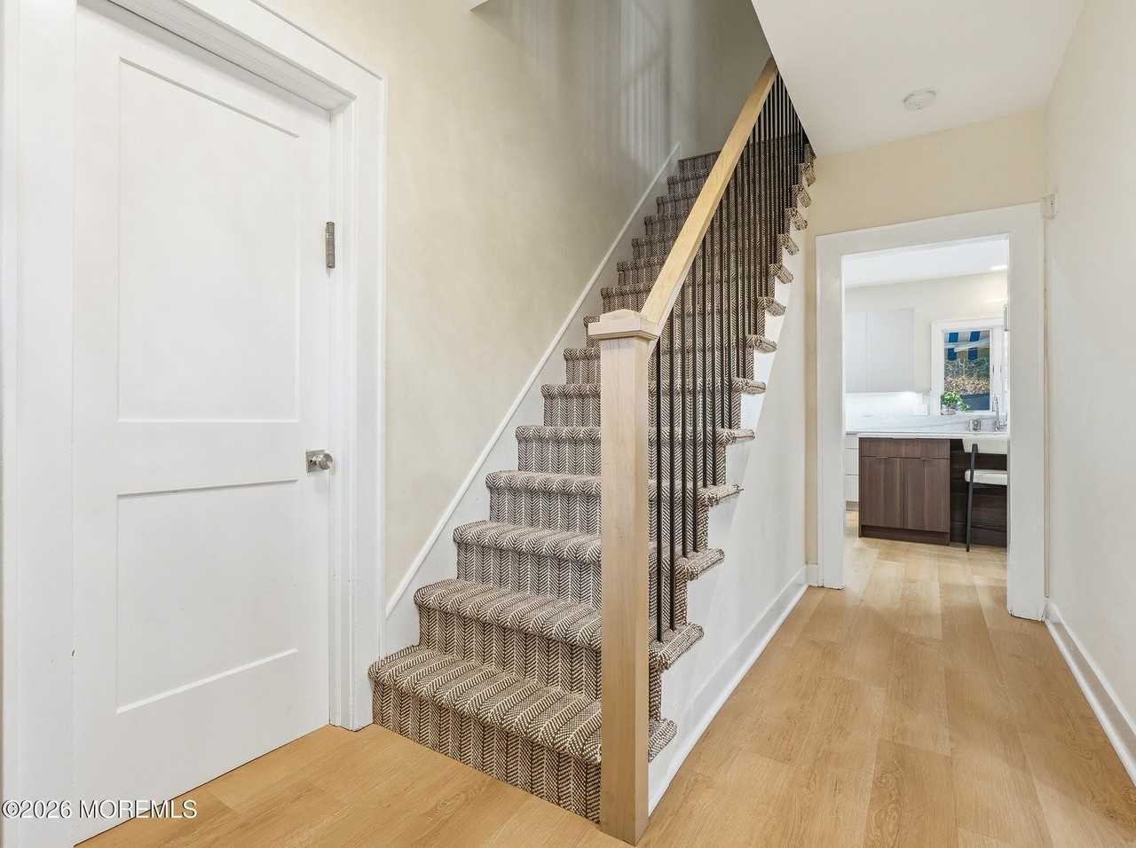 14 Norwood Ct - Photo 4 of 33