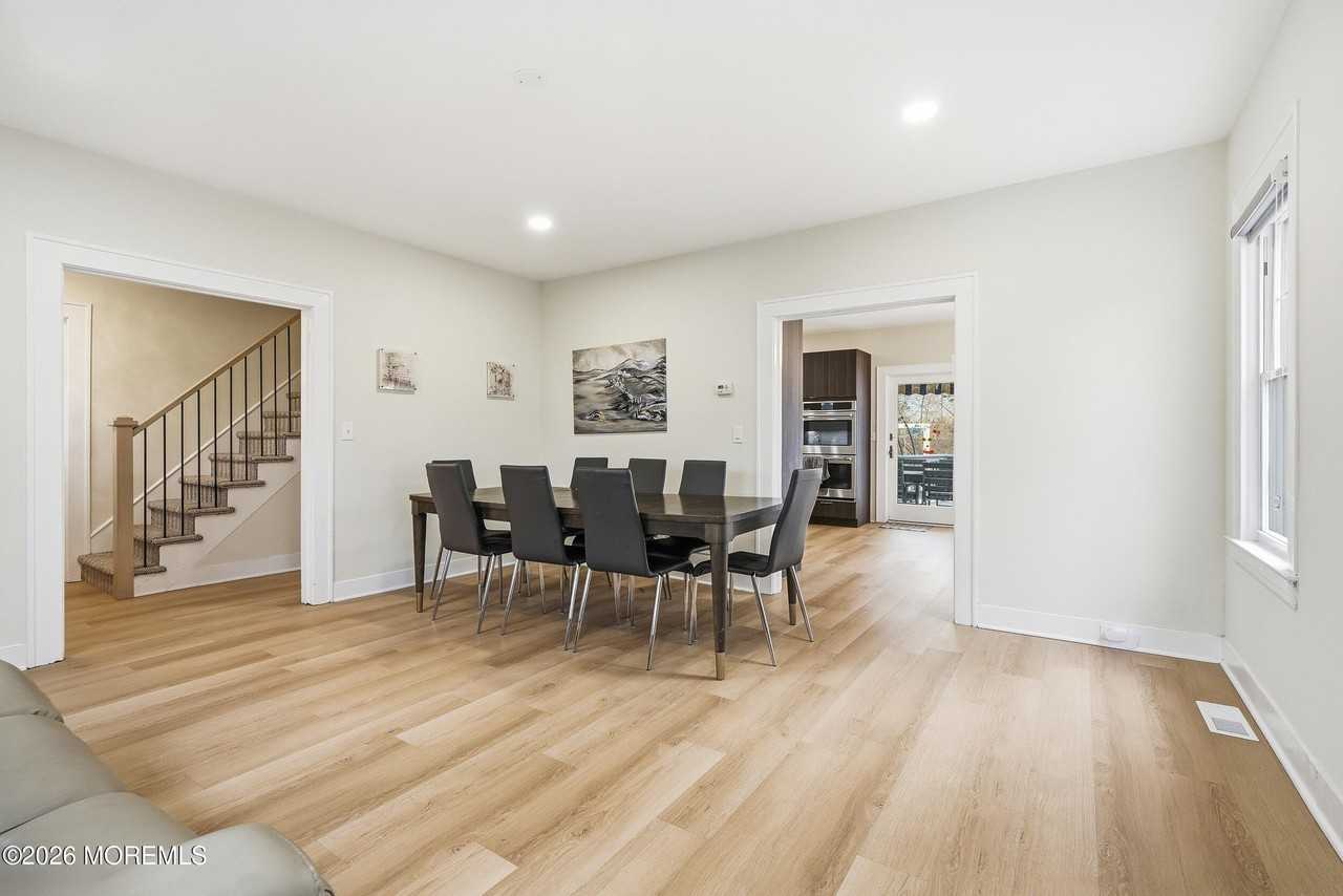 14 Norwood Ct - Photo 7 of 33