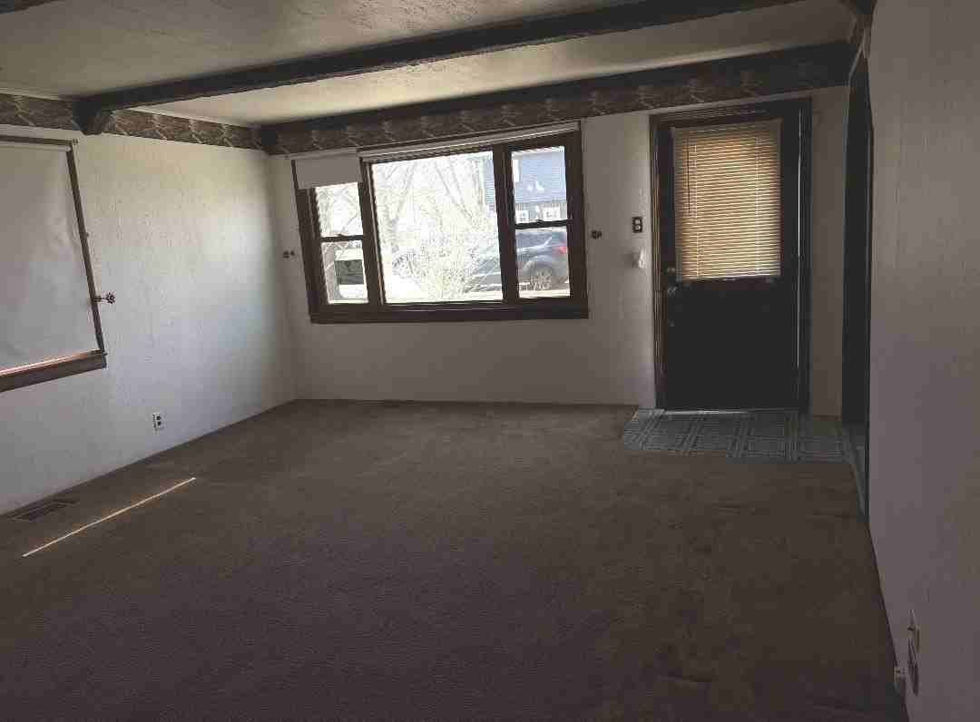 17053 Lorenz Ave - Photo 2 of 17