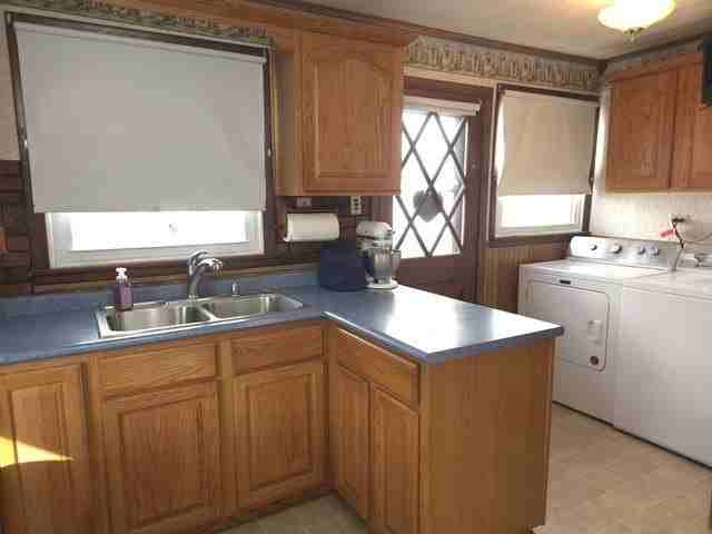 17053 Lorenz Ave - Photo 3 of 17