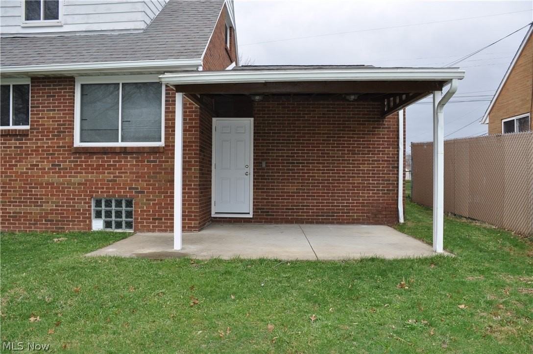 539 Royer Ave Nw - Photo 6 of 37