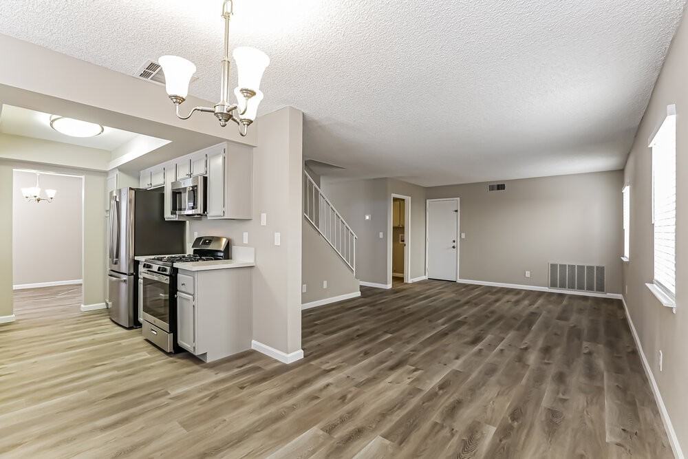 3204 Harbor Vista St - Photo 7 of 17