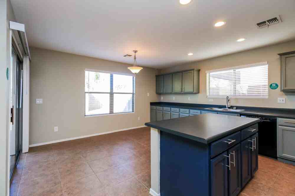 11528 E Flower Cir - Photo 7 of 17