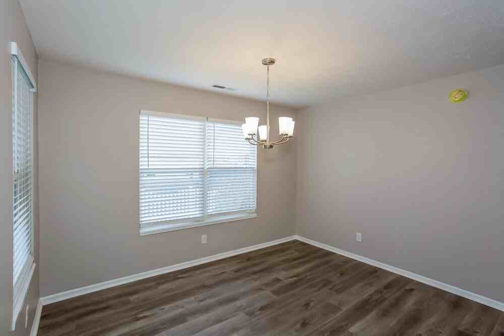 756 Rose Ln - Photo 5 of 16