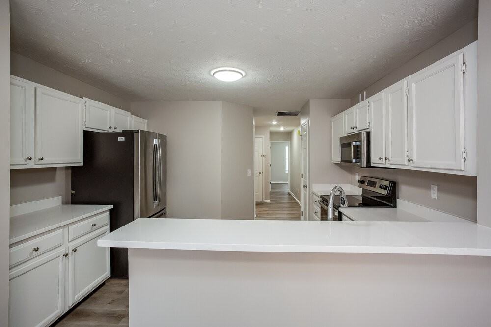 756 Rose Ln - Photo 6 of 16