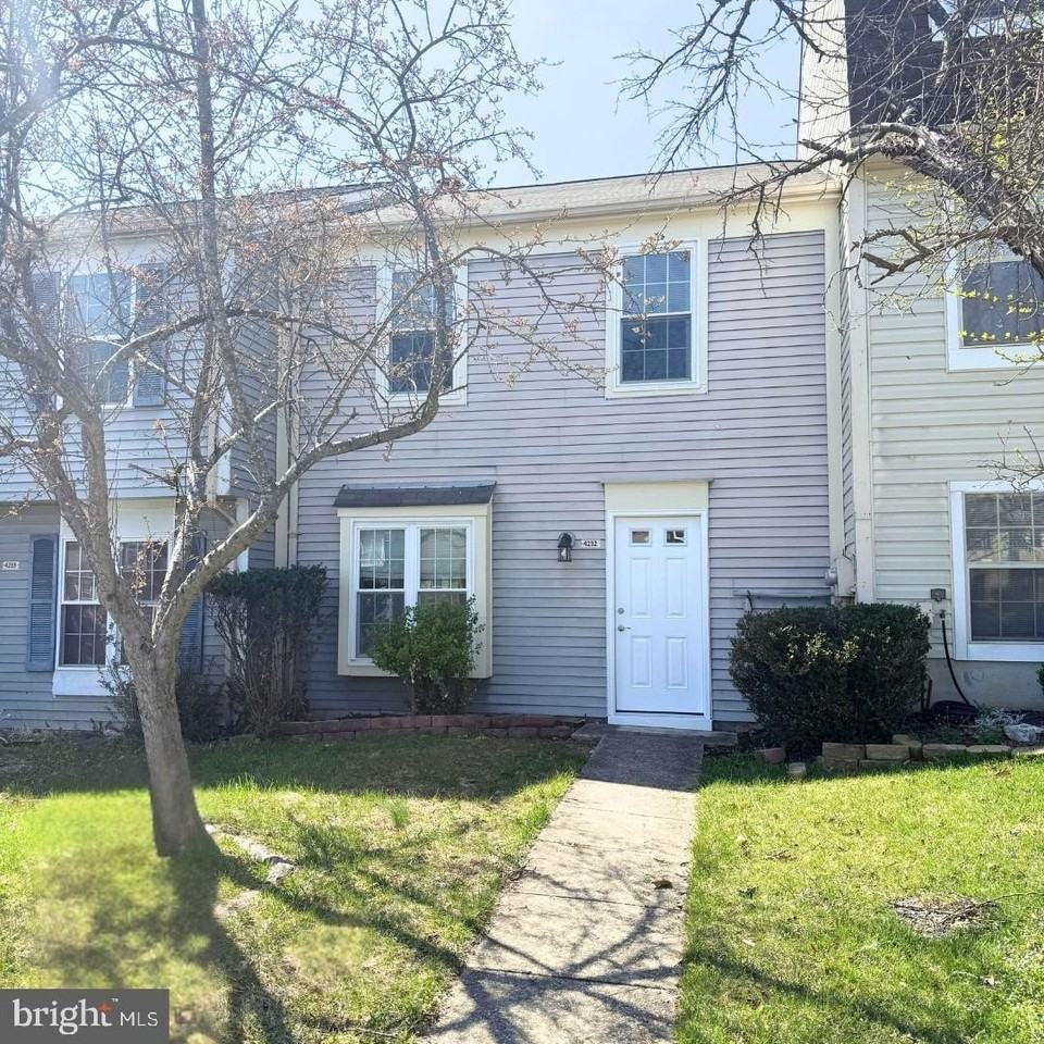 4232 Drake Ct